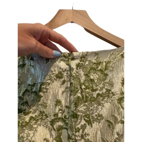 NWT Hyacinth House Tuckernuck Size XS Gold Green Jacquard Floral Metallic Blouse - Picture 11 of 14